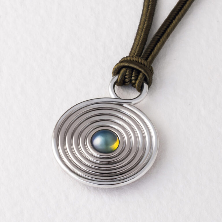 Pendentif saphir